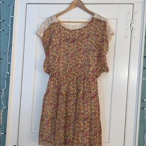 Candies Crochet/Floral Dreas